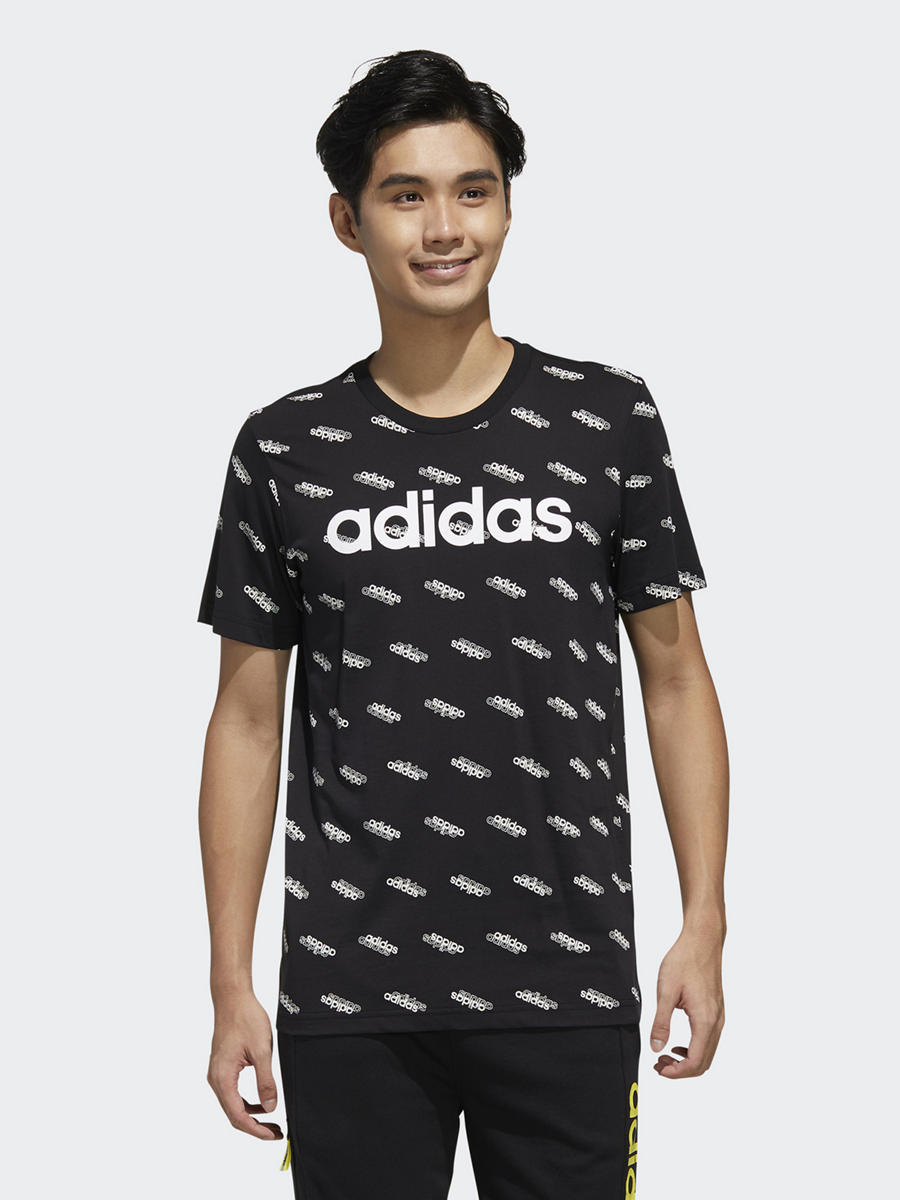 adidas T Shirt in Schwarz mit All Over Print | DEICHMANN AT adidas T Shirt in Schwarz mit All Over Print | DEICHMANN AT